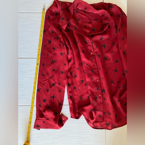 L’Agence 100% Silk Buttondown Red Black Star Women's Top Blouse Shirt Celestial - Picture 13 of 13